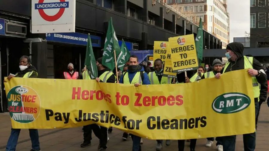 jornaland's tweet photo. Inglaterra: Trabalhadores do transporte público realizam grandes greves
Leia em: https://t.co/1w8Ujkv7Yn
#ANDinternacional #Inglaterra #Greve https://t.co/3IphjMvRkA