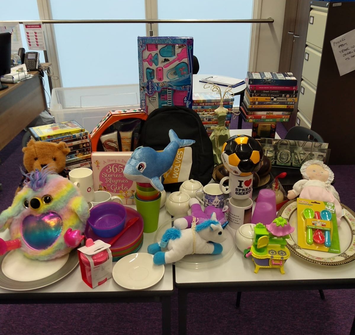 edengirlscov's tweet image. Reloving the unwanted! 

Our unwanted gift collection will be distributed into various charity shops across the West Midlands and they'll raise money for each individual #charity 😊

🗣️ #actsofkindness #recycleandreuse #sustainability