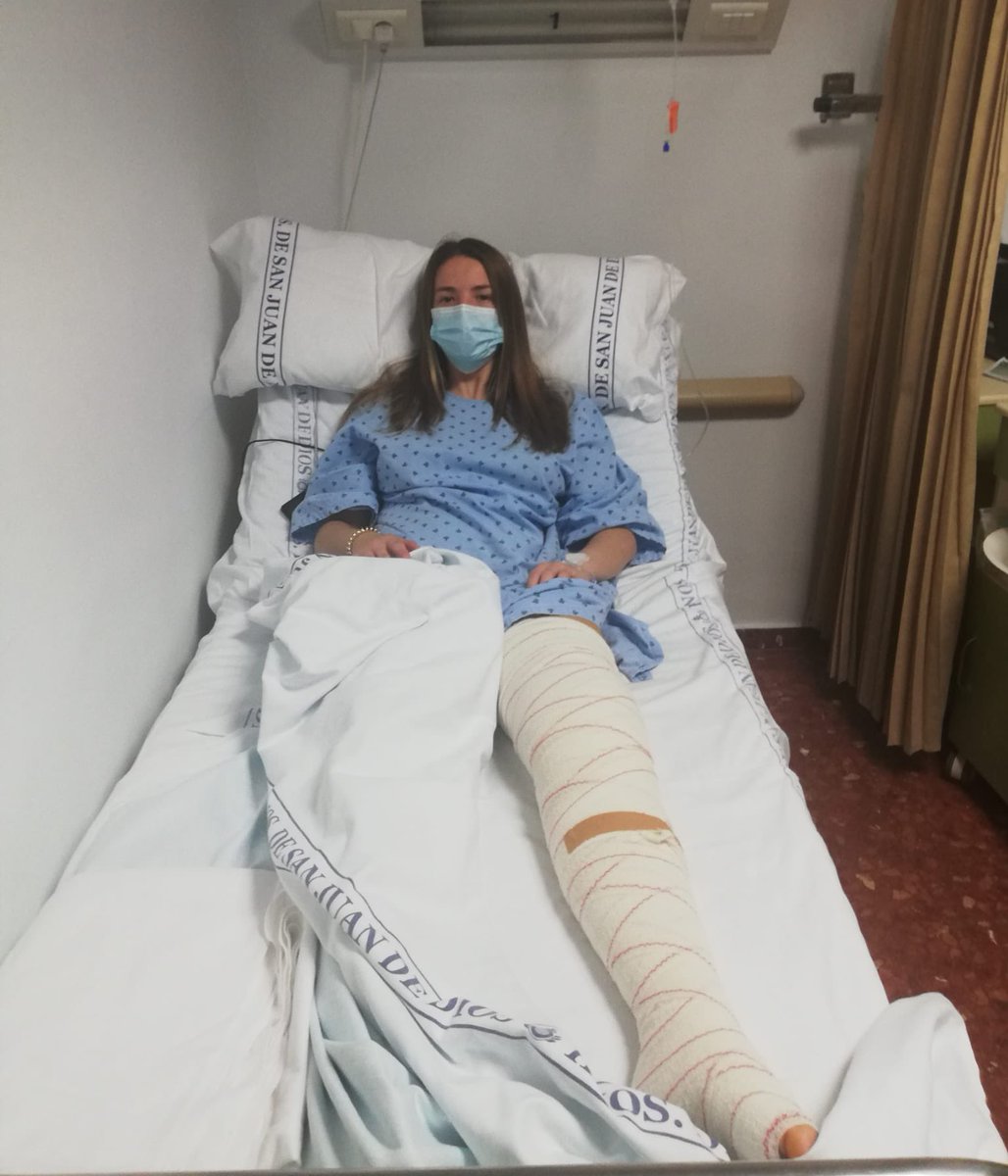 Doble operación en nuestro equipo femenino esta semana. El miércoles pasó por quirófano Marta Pombal, mientras que ayer lo hacía Elena García. Ambas intervenciones resultaron satisfactorias y deseamos a las dos mucha fuerza para la recuperación 💪🏻💪🏻 #GuerrerasGranates