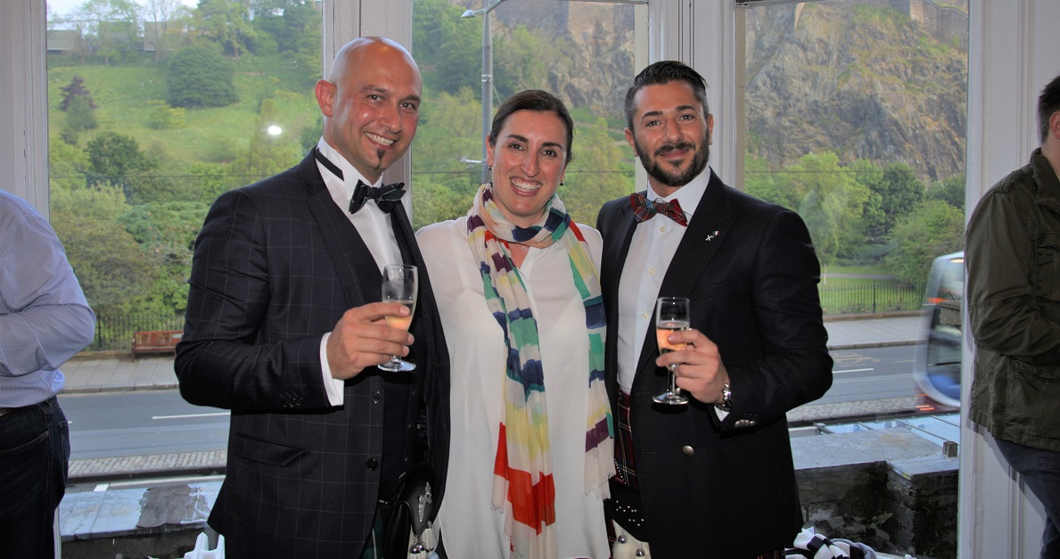 euromovers's tweet photo. EUROMOVERS: Where business and friendships meet. #FlashBackFriday #2017conference #Edinburgh #EUROMOVERS https://t.co/oeDmiGOkdd https://t.co/FJKg78o3UH