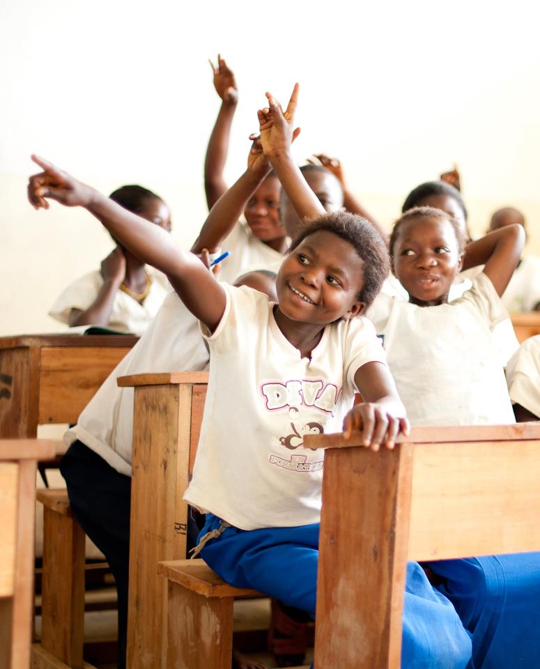 Chaque enfant a droit à une éducation de qualité et devrait avoir la possibilité de réaliser ses rêves. Nous devons réinventer l'éducation pour tous les enfants et leur donner l'opportunité de bâtir un avenir meilleur.