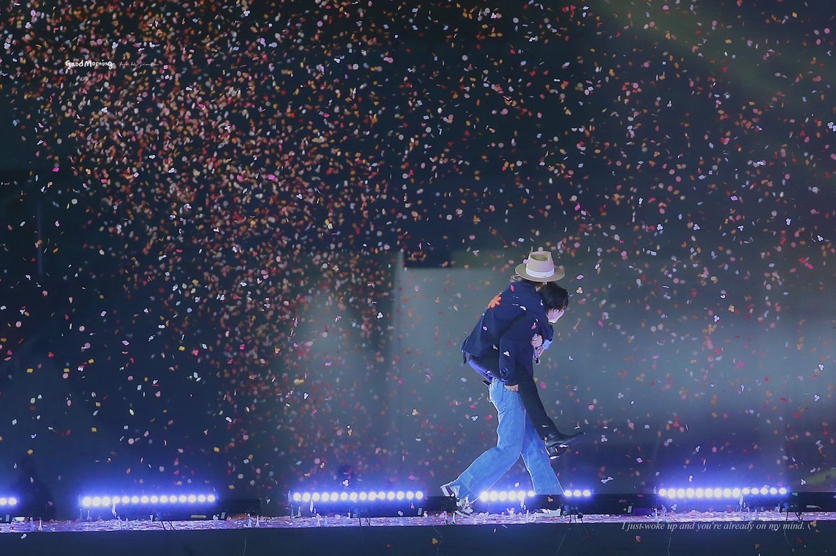 goodmorning1013's tweet photo. 220310 PTD ON STAGE in SEOUL
💫🌌
#방탄소년단 #BTS #지민 #JIMIN #PTD_ON_STAGE_SEOUL @BTS_twt https://t.co/gugOZUyqRT