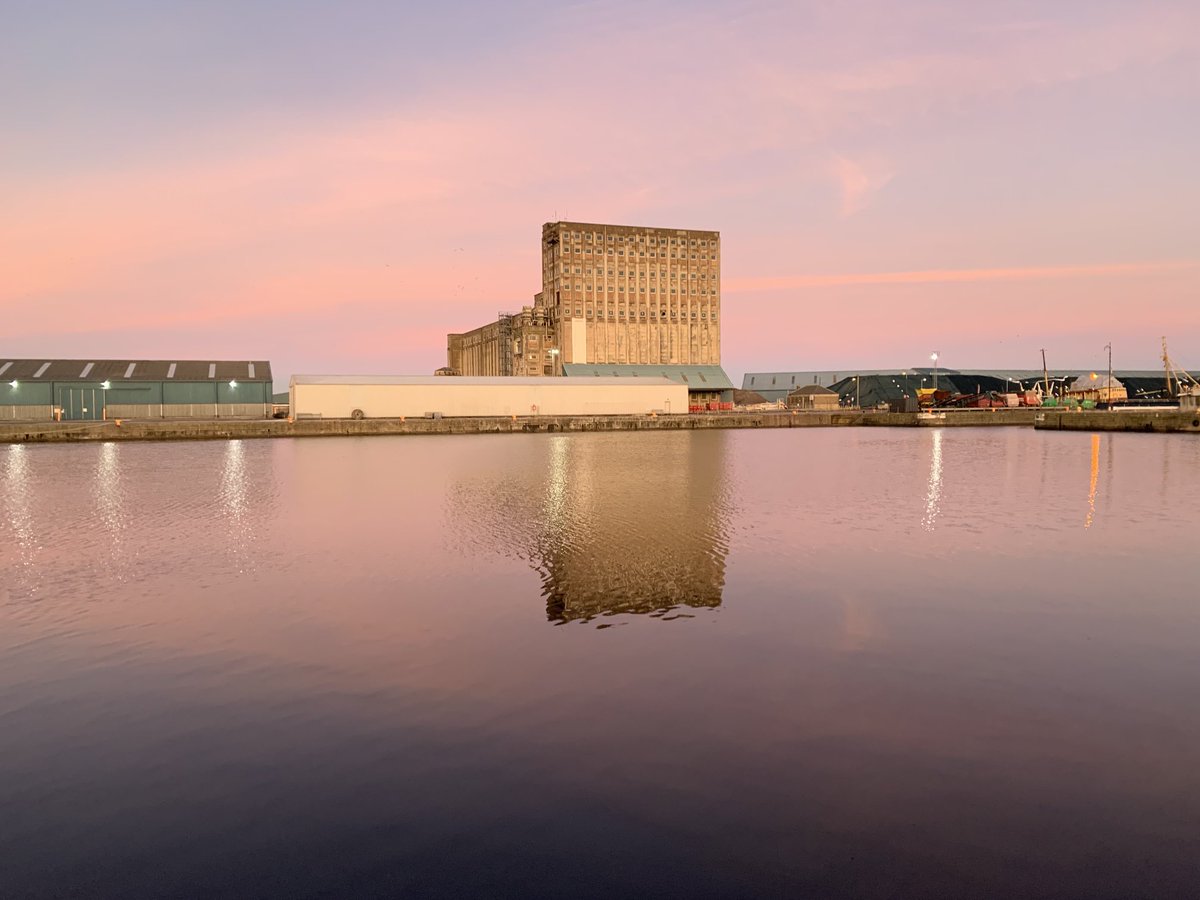SOSLeith's tweet photo. Morning #Leith. Itโs Friday ๐
#gonebutnotforgotten #Edinburgh #waybackfriday #heritage #leithdocks https://t.co/WEsqk9KTHC