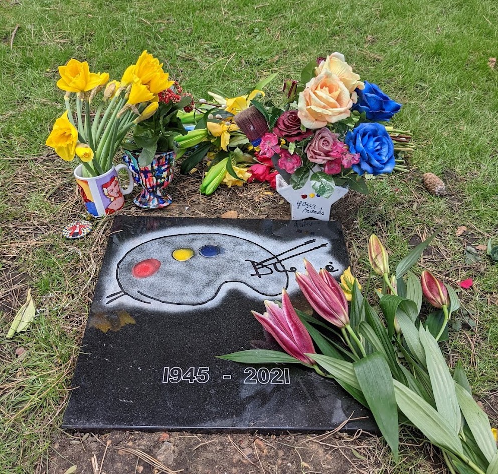 The Duggie Fields Estate tweet media