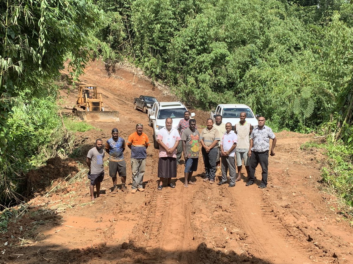 MRMDFiji's tweet photo. Wait over for Nakida 📌

Funded under the @MRMDFiji’s CARFF Prog,the Nakida Access Road is expected to improve accessibility for more than 180 #RuralFijians
Nakida is located in the hinterlands of Naitasiri &amp; is currently only accessible by foot or bamboo raft

#LeaveNoOneBehind https://t.co/c2I42iIg6m