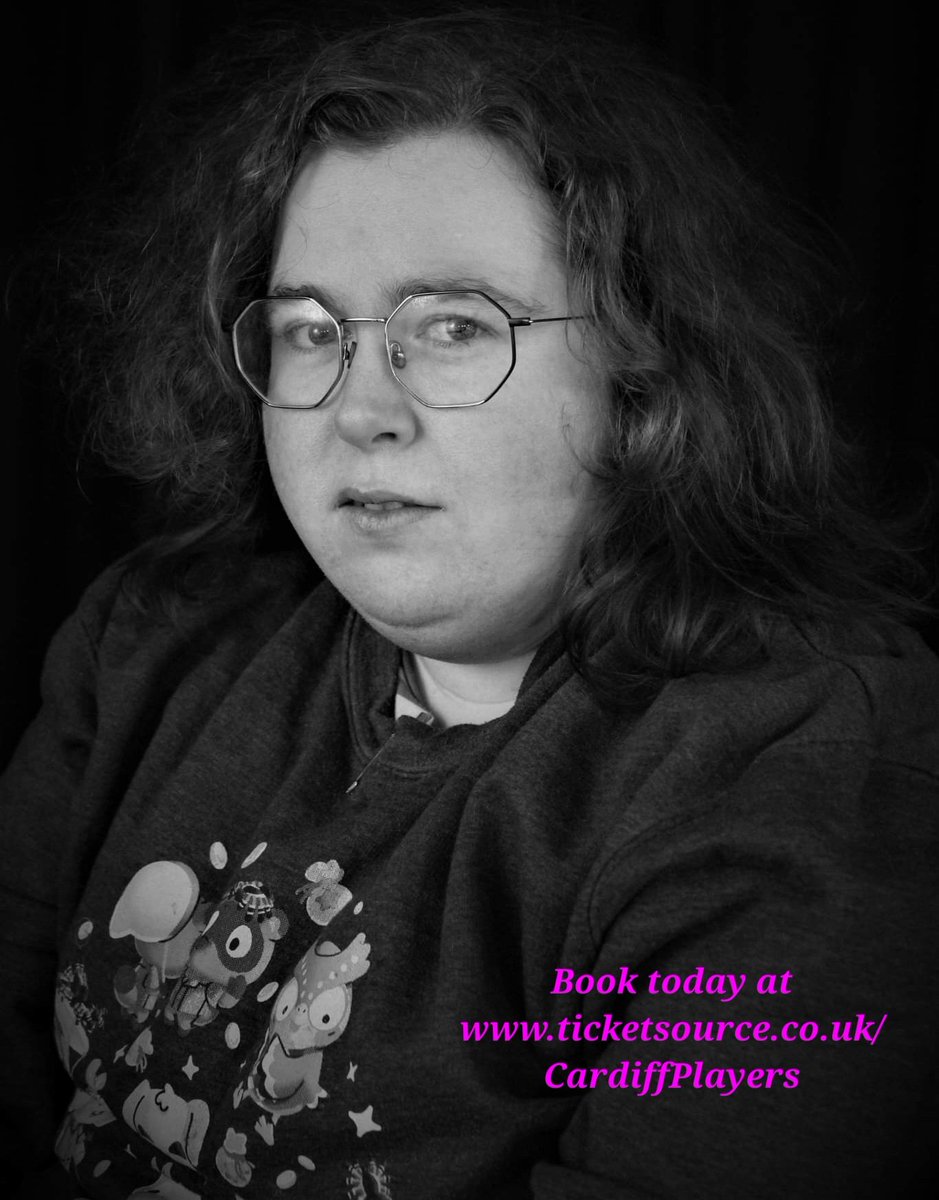 CardiffPlayers's tweet photo. A lobster, a mole trap and a revolver. Lady Angkatell forgets why she's holding things in her hands, but is that just an excuse to commit the perfect murder...Niamh Keoghan is Lady Angkatell in #AgathaChristie "The Hollow" in the #PagetRooms #Penarth
https://t.co/6t2hD4DZLz https://t.co/gH11kbOJWn