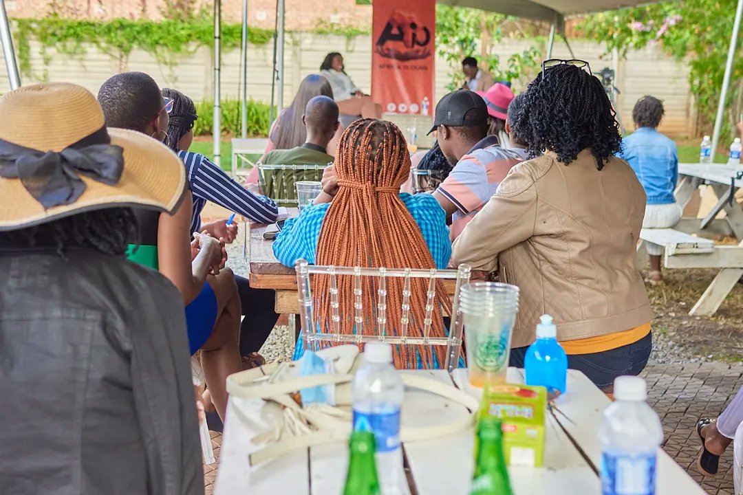 EAIHubZim's tweet photo. Highlights from the inaugural EAI HUB Business Hangout. Thank you for coming through, see you on the next one. 

#Entrepreneurship #Arts #Innovation #Youth https://t.co/94alF0mCsS