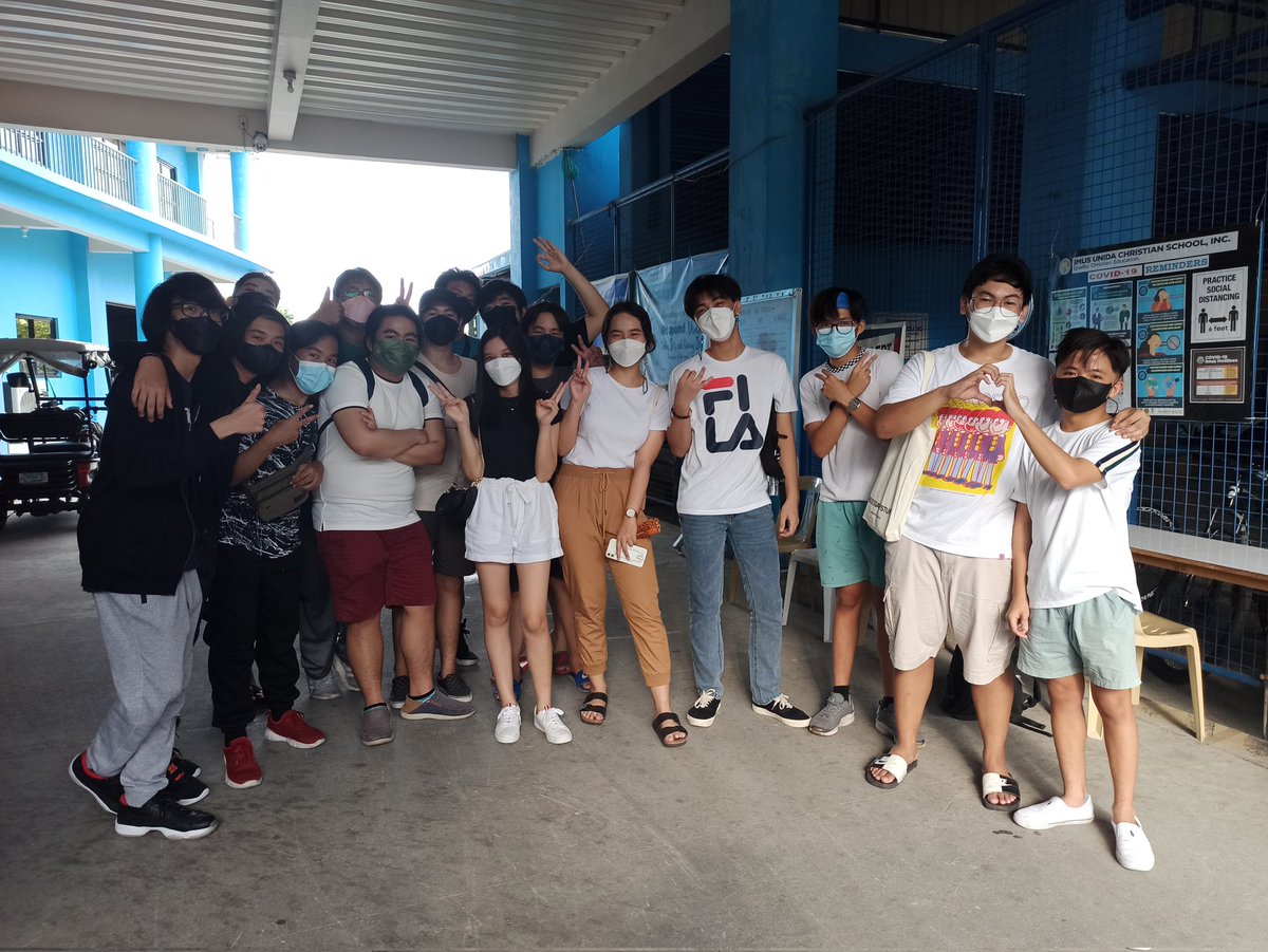 sel_arsenic's tweet photo. Huhu thank you for making this day super special kahit saglit ko lang kayo nakita 🥺 see you all soon another day, another place 💙 My heart is full 💖 https://t.co/wxn9A4GUz0
