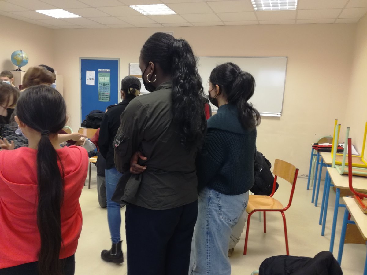 D'accord, pas d'accord ... ? A l'aide de différentes activités proposées par le #planningfamilial, les élèves de 4è s'expriment sur différents sujets liés à la vie affective, relationnelle et sexuelle.  #semainegalite <a href="/ac_normandie/">Académie de Normandie</a> #EgaliteFH