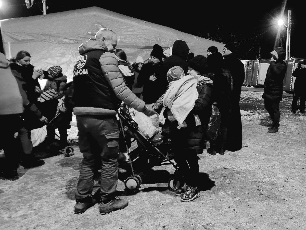 Dillon_PaulJ's tweet photo. Two and a half million people have now fled #Ukraine including 116,000 third country nationals https://t.co/GzkwIBZRI3