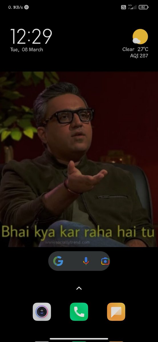 kailashtwts's tweet photo. @akshaymarch7 @Ashneer_Grover It's my wallpaper for this semester exams 😂 https://t.co/DM0jri3enl
