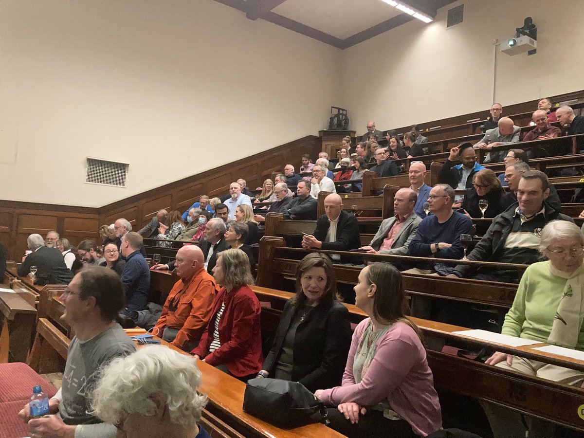 shanedbergin's tweet photo. A full house to wish Prof Werner Blau a happy retirement at @TCD_physics. Over 100 former phd students, colleagues and friends joined in songs, poems, speeches and stories. People travelled from as far away as the US &amp; Colombia; a testament to the fantastic times we had together https://t.co/adliAqMsMq