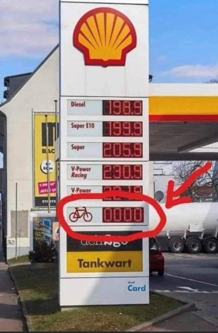 claud butler tweet media