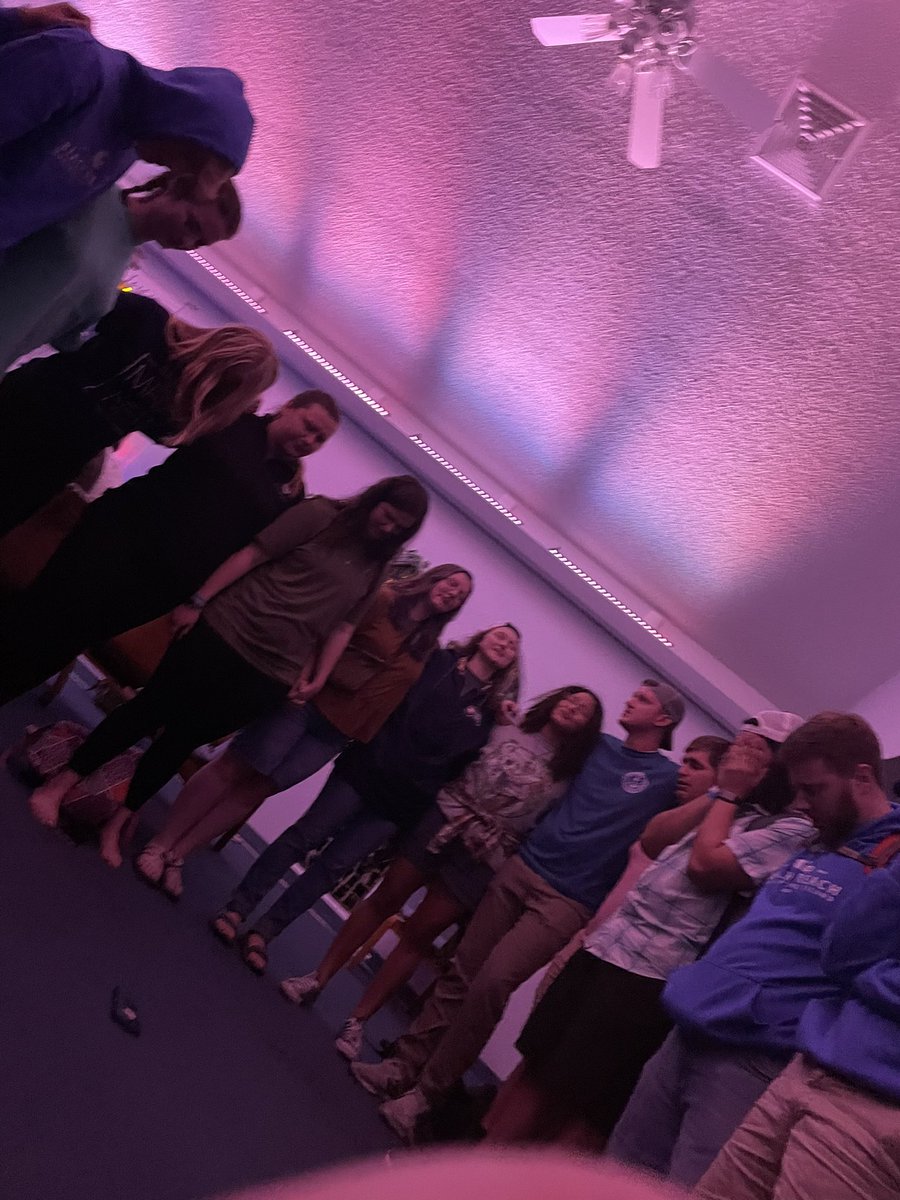 Vanana Gang tweet media