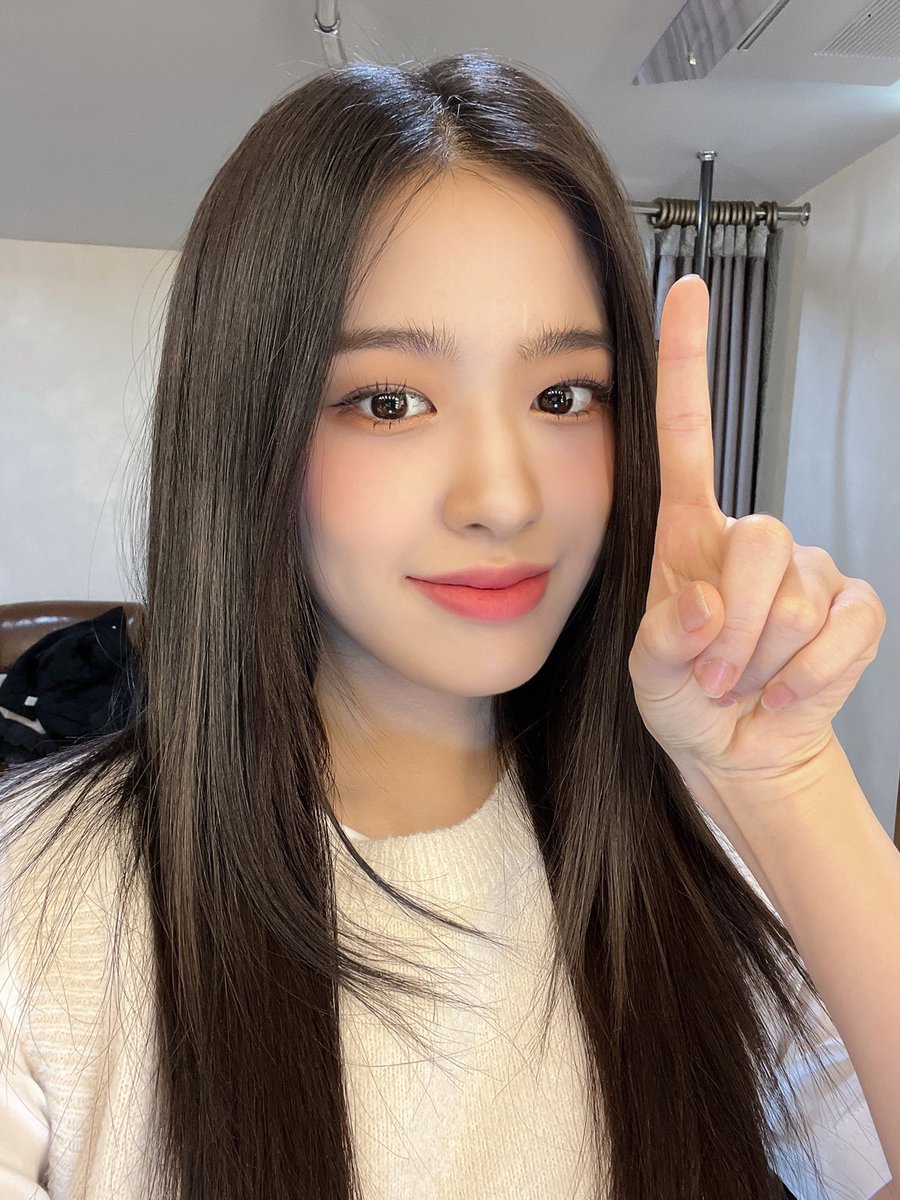 kvibe_yonhap's tweet photo. #IVE celebrates 100 days since debut!!! ๐ฅณ๐๐ปโโ๏ธ๐
#IVE_ELEVEN #IVEDEBUT100DAYS
https://t.co/5TLgCjQIPV https://t.co/pzOti1EwO9