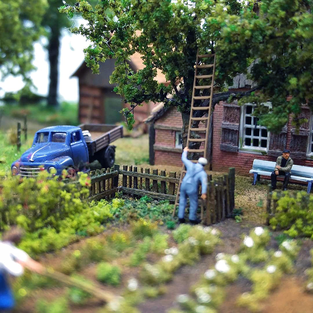 📸 I spent years photographing scale models. Just sold 3 on OpenSea for .01E 🥳. Buy yours now 👉 bit.ly/OYIMb1