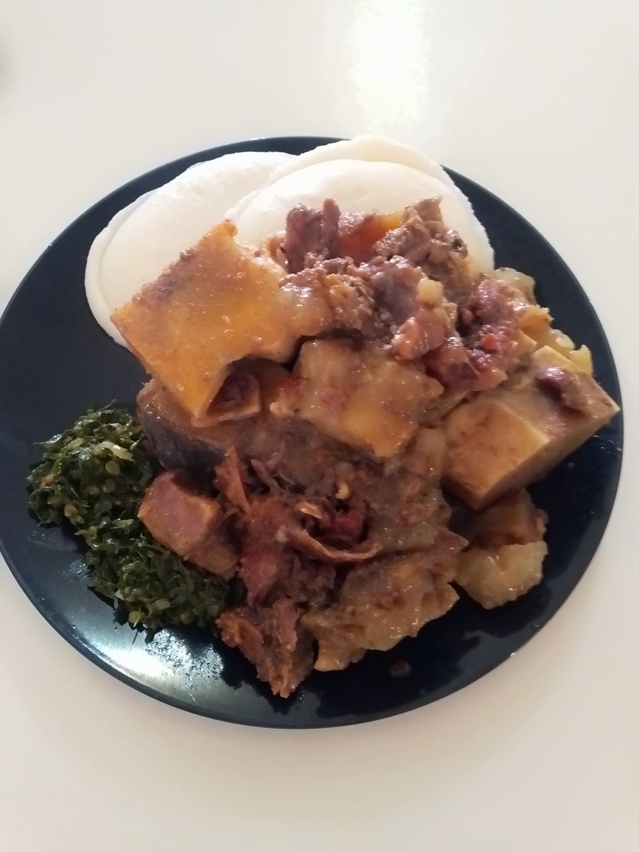 MumsiesKitchen's tweet photo. A whole meal for her that she enjoys and finishes on her own....Isitshwala &amp;Knuckle Bones 
#happy Friday https://t.co/Dei3NmaWNh