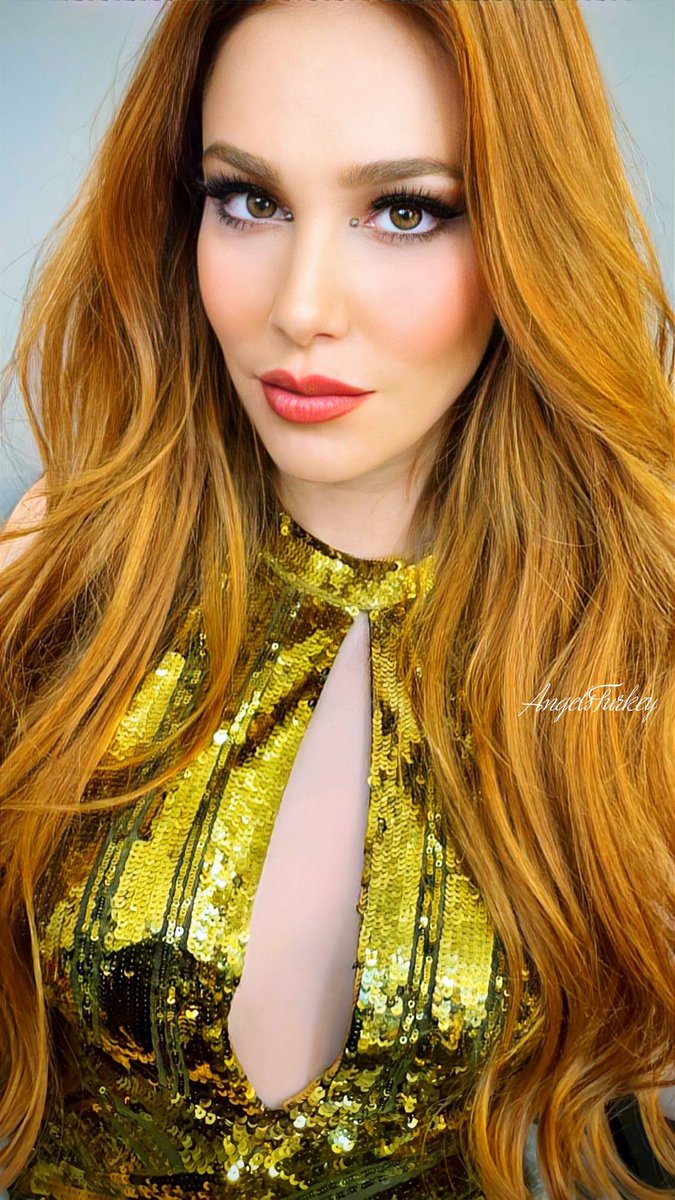angels__turkey's tweet photo. 🎨♥️ #ElcinSangu https://t.co/Sj303GFPH7