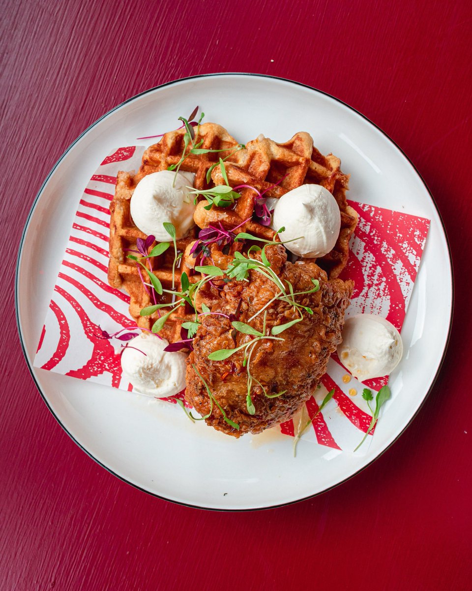 Fried Chicken &amp; Waffle 🍗🧇🍯🧄🌶 This slaps 💥 Availible from our brunch menu Tuesdays - Saturdays in York 🔥 Head to Jimmys.group to make a reservation 👍🏻