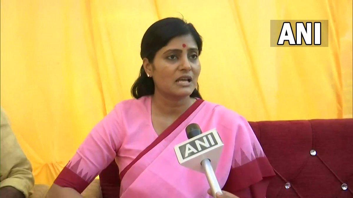 ANINewsUP's tweet photo. Apna Dal raised the issue of reservation of backward categories in NEET and govt took the decision on it.  Caste census has not taken place after 1931, 2021 census exercise has also been postponed, PM Modi and cabinet will decide on it with time: Anupriya Patel https://t.co/c23NI1bXRv
