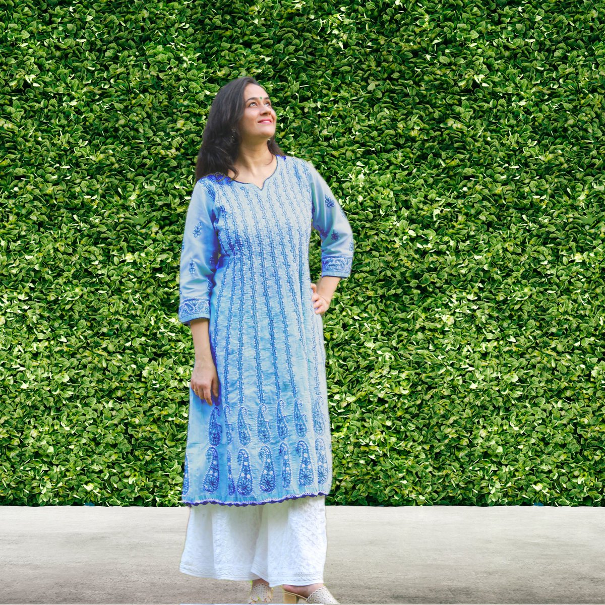 HouseOfAdab's tweet photo. A girl should be two things: who and what she wants ~ Coco Chanel 
.
.
.
#Womanhood #WomensDay #WomanEmpowerment #WomanStyle #StyleIcon #MothersDaughters #Girls #Traditions #TraditionalWear #HouseOfAdab #Style #Grace #Intelligence #WomanPower #GirlTribe #MyTribe https://t.co/XYHTkUFn3O