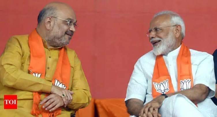 hindu_uttam's tweet photo. #मोदी_जी: पंजाब में हैक नहीं किया?
#मोटा_भाई: अरे नही जी शक हो जाता😂
#justforfun #JodiNo1 #ModiAmit https://t.co/cHBt9l9XUi