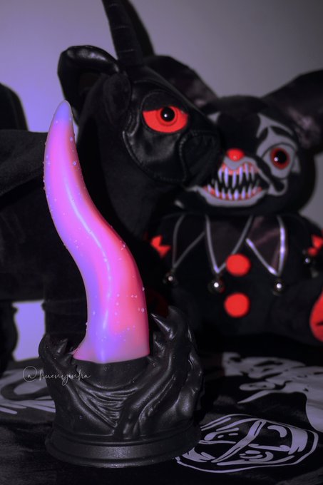 Watch NOTHOSAUR Aliexpress Official Store's leaked NSFW photo on TwXstars