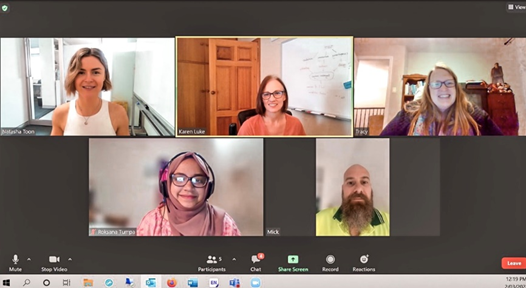 Susan Kinnear (@cqugradresearch) on Twitter photo A screenshot #RHDSelfie to finish up this week. SGR team member Tash Toon is with the #RHD Mentors who provide peer-to-peer assistance to our research community ...successful candidature is about having a village of support! <a href="/KMilostic/">Kath Milostic</a> <a href="/RoksanaTumpa/">Roksana Jahan Tumpa</a> <a href="/MichaelPBowles/">Michael Bowles</a> @CQUni A screenshot #RHDSelfie to finish up this week. SGR team member Tash Toon is with the #RHD Mentors who provide peer-to-peer assistance to our research community ...successful candidature is about having a village of support! <a href="/KMilostic/">Kath Milostic</a> <a href="/RoksanaTumpa/">Roksana Jahan Tumpa</a> <a href="/MichaelPBowles/">Michael Bowles</a> @CQUni