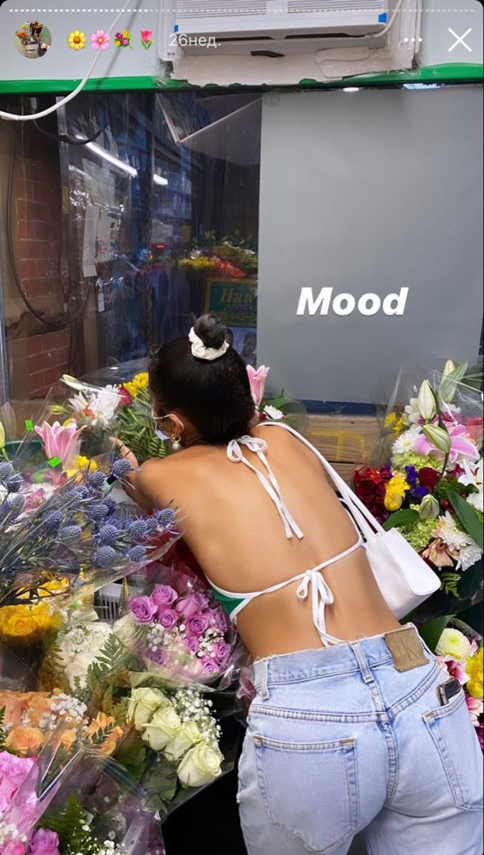 ibellshdid's tweet photo. flowers flowers and more flowers https://t.co/zgGu4cYJkn