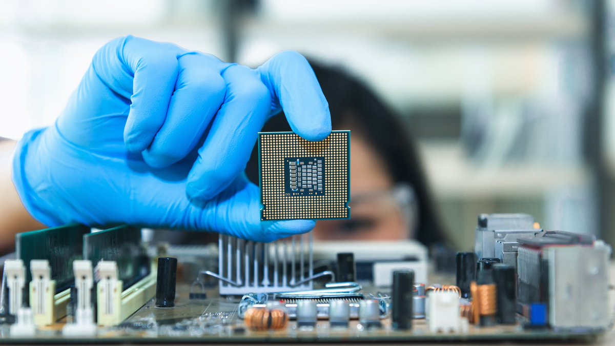 Corintech's tweet photo. Read our article to find out more about the risks of counterfeits and how Corintech's procurement process helps to mitigate these risks ๐https://t.co/XnzDqaeA2w
#componentsourcing #procurement #electronics #sourcing #chipshortage #counterfeitcomponents https://t.co/jEsHU5CSeh