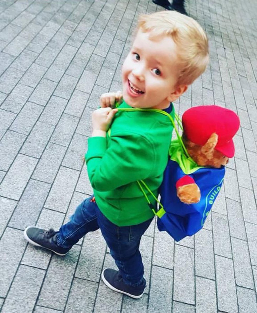 Very honoured to be part of this beautiful piece “A Lullaby for Arthur”
Streaming youtu.be/zFB3tHpWhZc  

Please buy if you can afford. £0.99 on Amazon Music. ALL MONEY from sales will be donated to the wonderful NSPCC 🟢 <a href="/ClassicFM/">Classic FM</a> <a href="/NSPCC/">NSPCC</a> <a href="/BBCRadio2/">BBC Radio 2</a> please share if possible