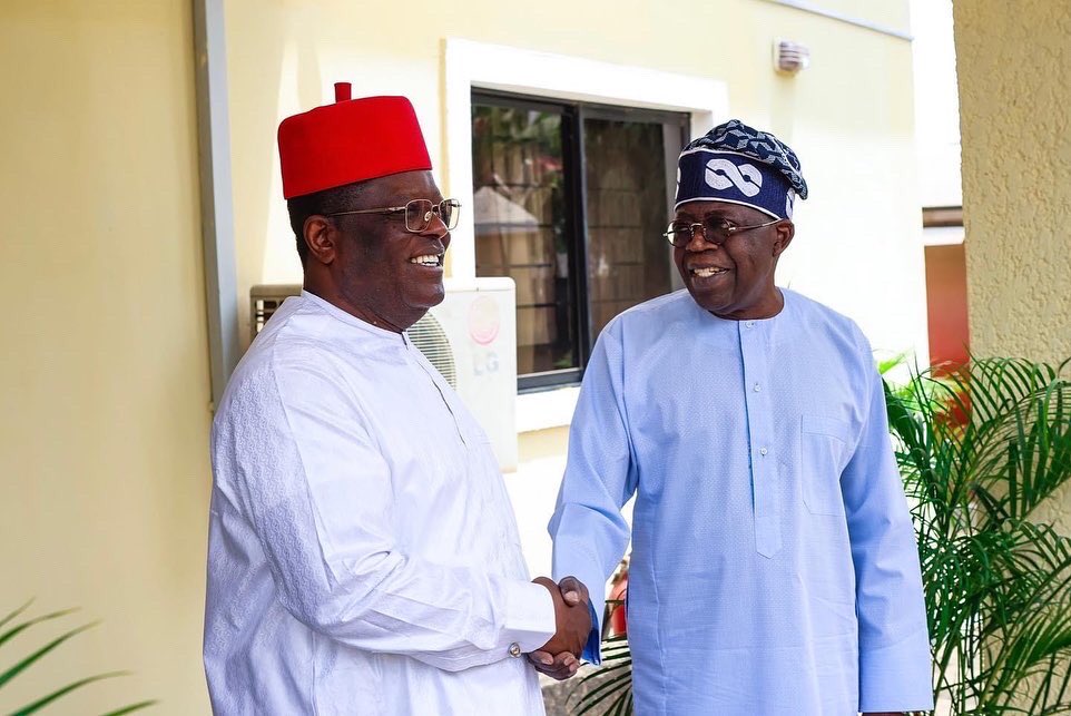 TheABATMovement's tweet photo. Ebonyi State Governor, David Umahi Paid A Courtesy Visit To @officialABAT At His Residence Earlier Today.

@BatProjects23 @BATsupportgroup @AsiwajuSupport https://t.co/JHbba1gw6X