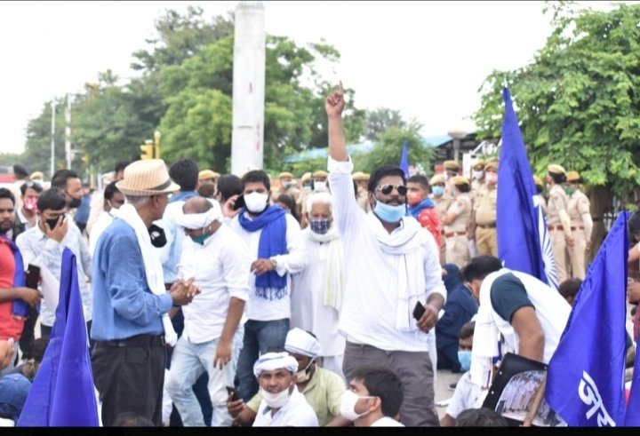 anildhenwalfans's tweet photo. युवा है राजस्थान के पास 
आप सब आइये हमारे साथ
#JoinASPRajasthan
टीम @Anil_aazad जिंदाबाद https://t.co/aIBGBNKGsw