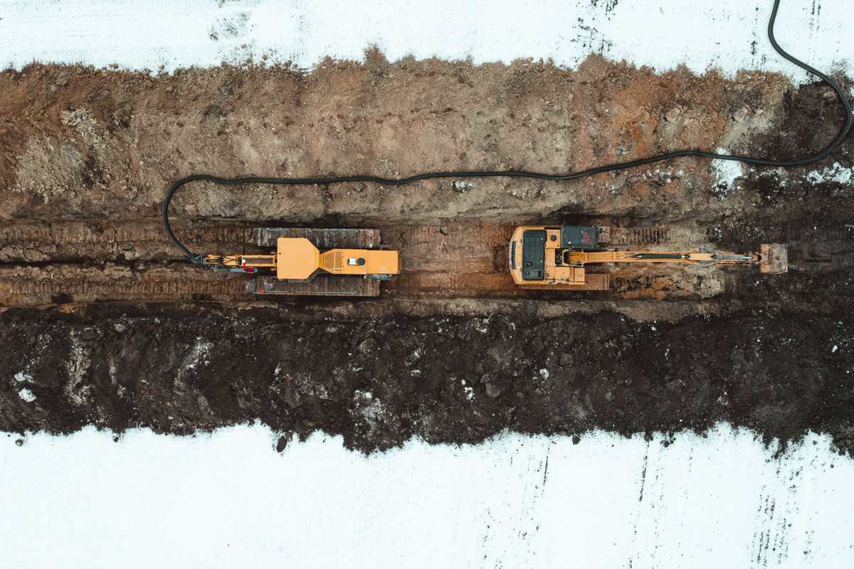 When it comes to the separation of topsoil and subsoil, our team knows how to get the job done! 
#tiledrainage #subsurfacedrainage #watermanagement #fielddrainage