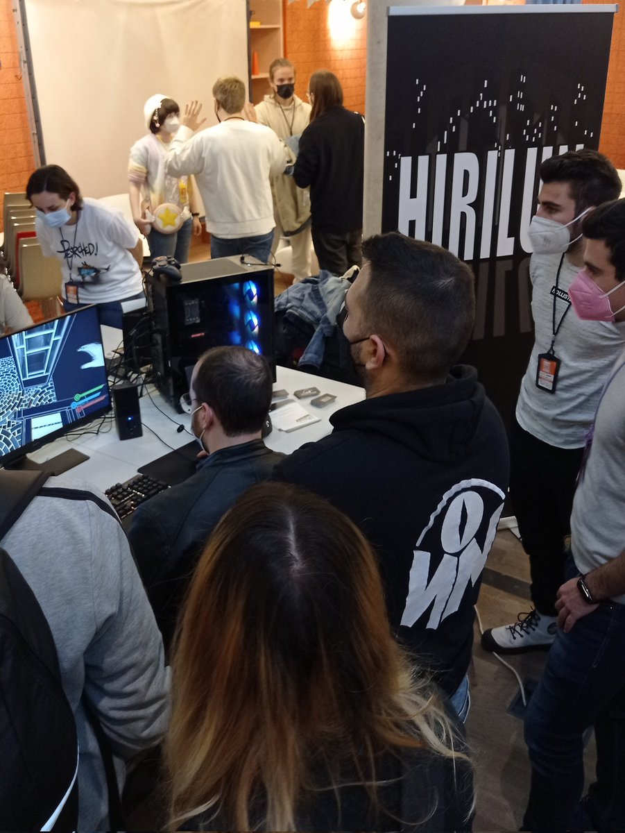 GoneMadStudios's tweet photo. Ya estamos en el @VlcIndieSummit con #Hirilun !!

Podéis pasaros el día de hoy y mañana a probarlo en @LasNavesINN 😋 https://t.co/XG2uOTjhm0
