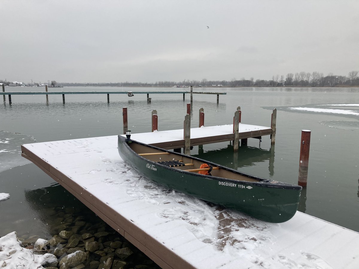 Hive2Home's tweet image. First paddle of the season! -2C and snow!