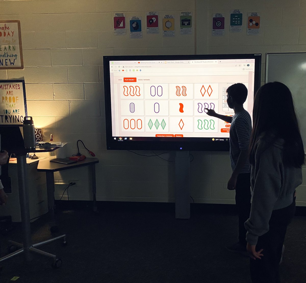 Mrs_Adamidis's tweet photo. The @D54Keller #MathTeam starting their meeting with the daily #setgame puzzle! https://t.co/kn8QtD8l6P