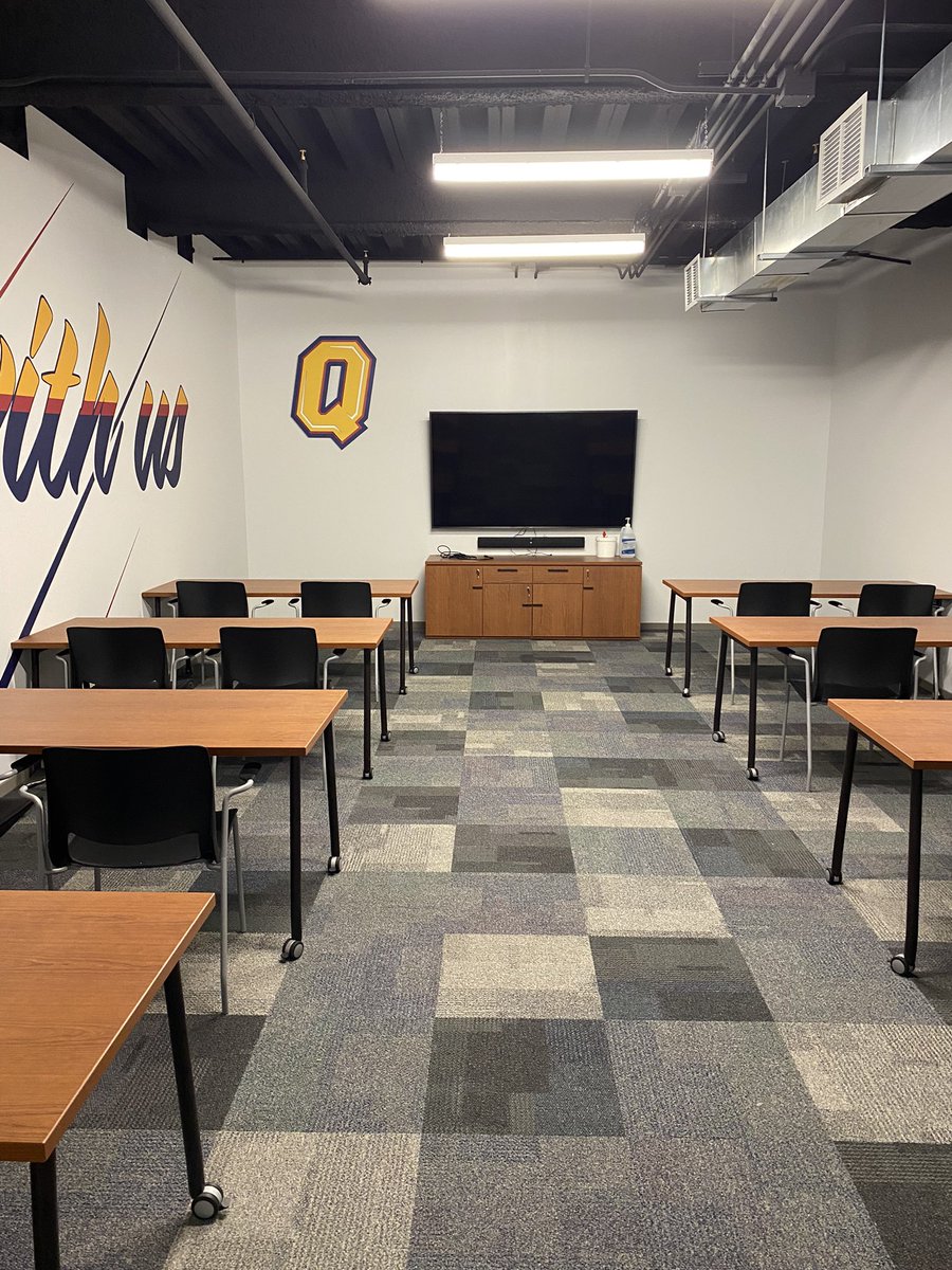 SteveSnyderQ's tweet photo. Study Areas for Varsity Athletes #TheBestRightNow 📘📒📕 #HERECOMESQUEENS 🇹🇩 https://t.co/MqcpmXxhvS