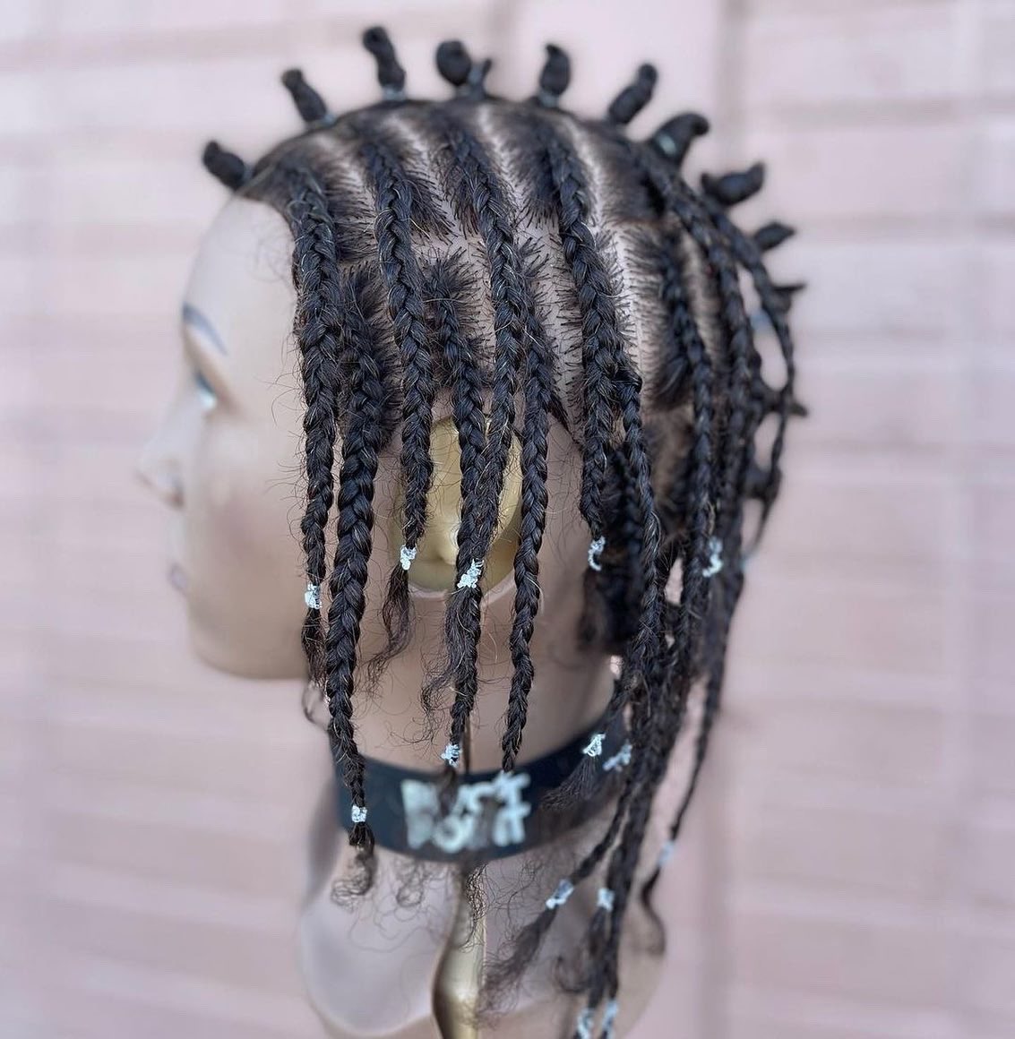 PivotPointIntl's tweet photo. Workin’ On Dem Braids 🙌 #CosmoStudent #PMST #PivotPoint #LearnForward (📸: selestia_styles) https://t.co/7XEHhzQdxN
