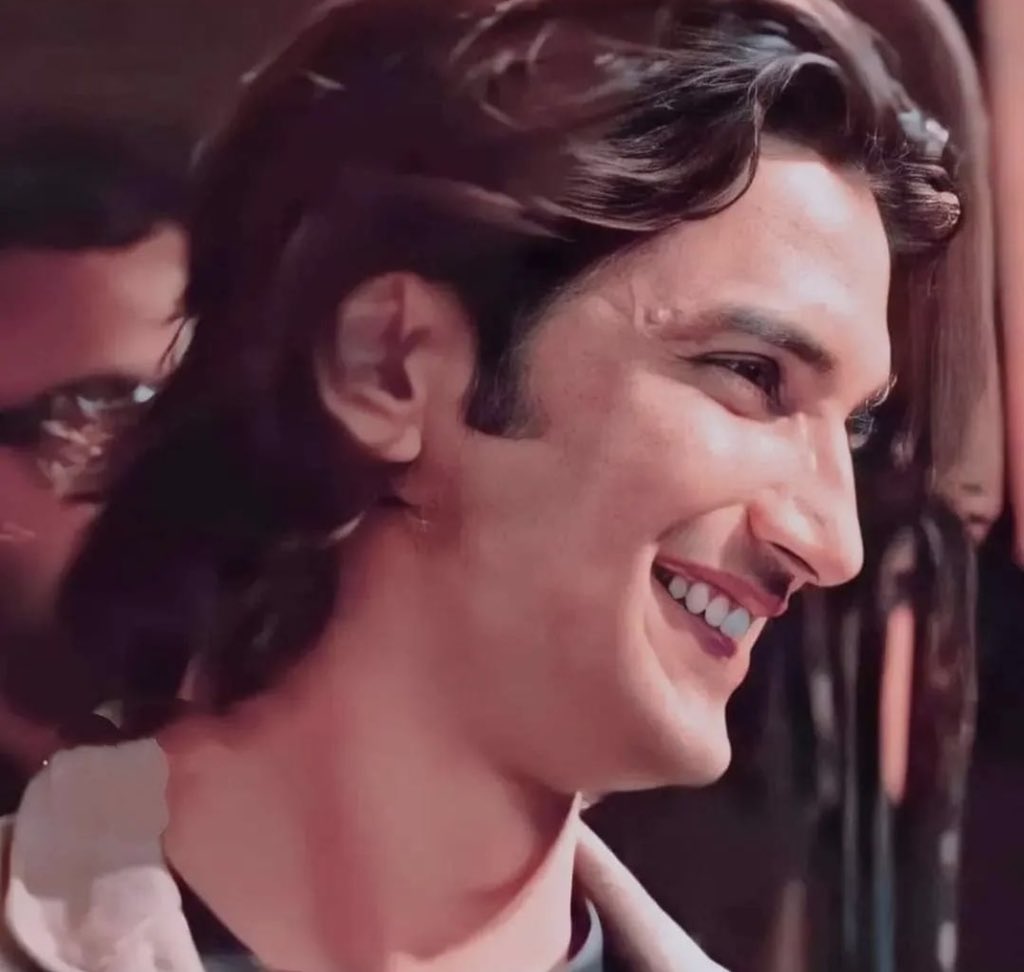 PIYALIBH's tweet photo. When you are a pure soul..
You do not lose people 
People lose you….

Incredible Sushant ❤️ https://t.co/9W59Ap8viW