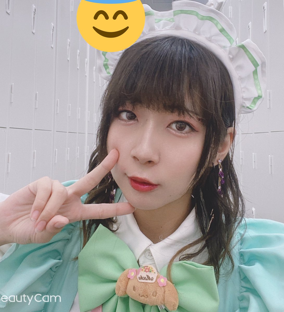 おきゅおわ！！！
チェキ、ユニチェキ、タンブラー、プレゼントありがとう😭❤️‍🔥😭❤️‍🔥
センス良すぎなのよ！！！！！！
本当にありがとうございました！！
ちなみに今日初めて髪の毛ちゃんと巻きました。