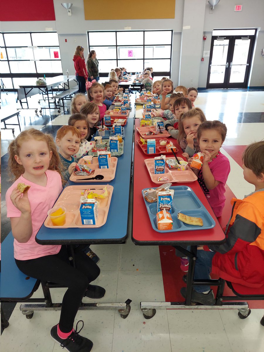 Pre k students enjoying school breakfast during National School Breakfast Week <a href="/dadeconutrition/">Dade Co Nutrition</a>  @