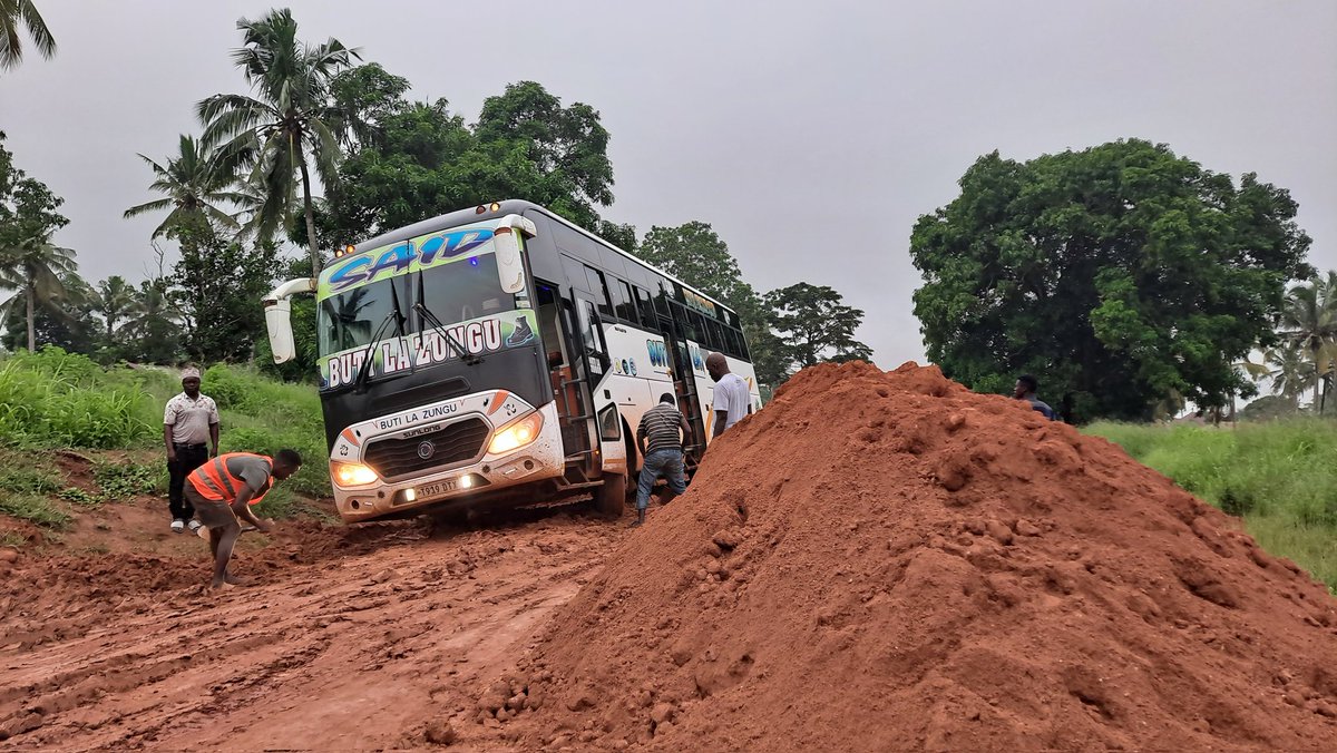 ItsMe_Jabeer's tweet photo. Caption: Kidongo Chekundu
#ExploringTanzania https://t.co/tjBwd0PfaD