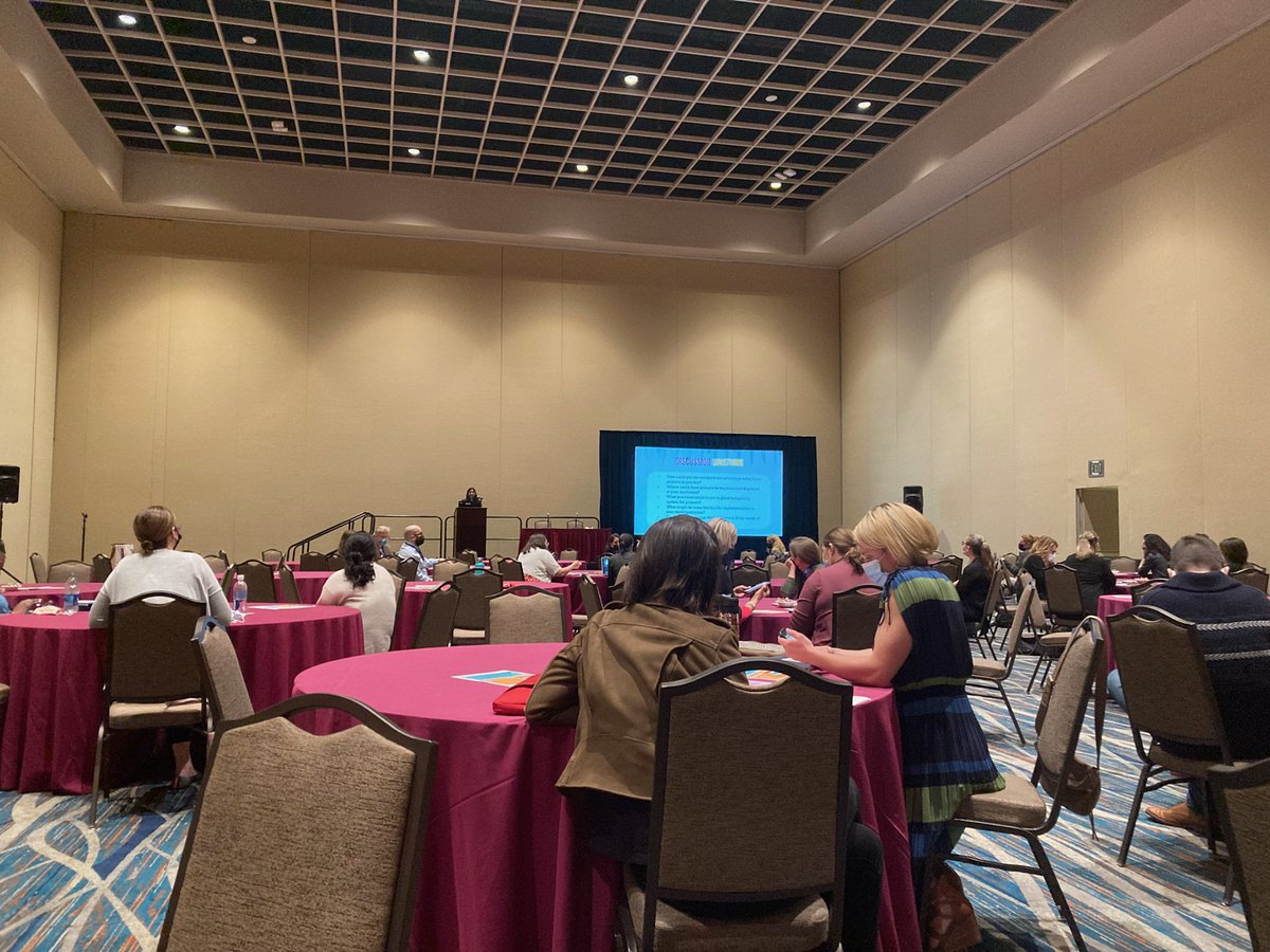 ShaliniSubbarao's tweet photo. Very grateful to @apgonews to present my #MedEd project about state-specific OBGYN laws at #CAAM2022! Great discussion about:
-navigating state law websites
-involving malpractice lawyers
-creating primers &amp; starting medicolegal residency curricula https://t.co/c2QTCWAeim