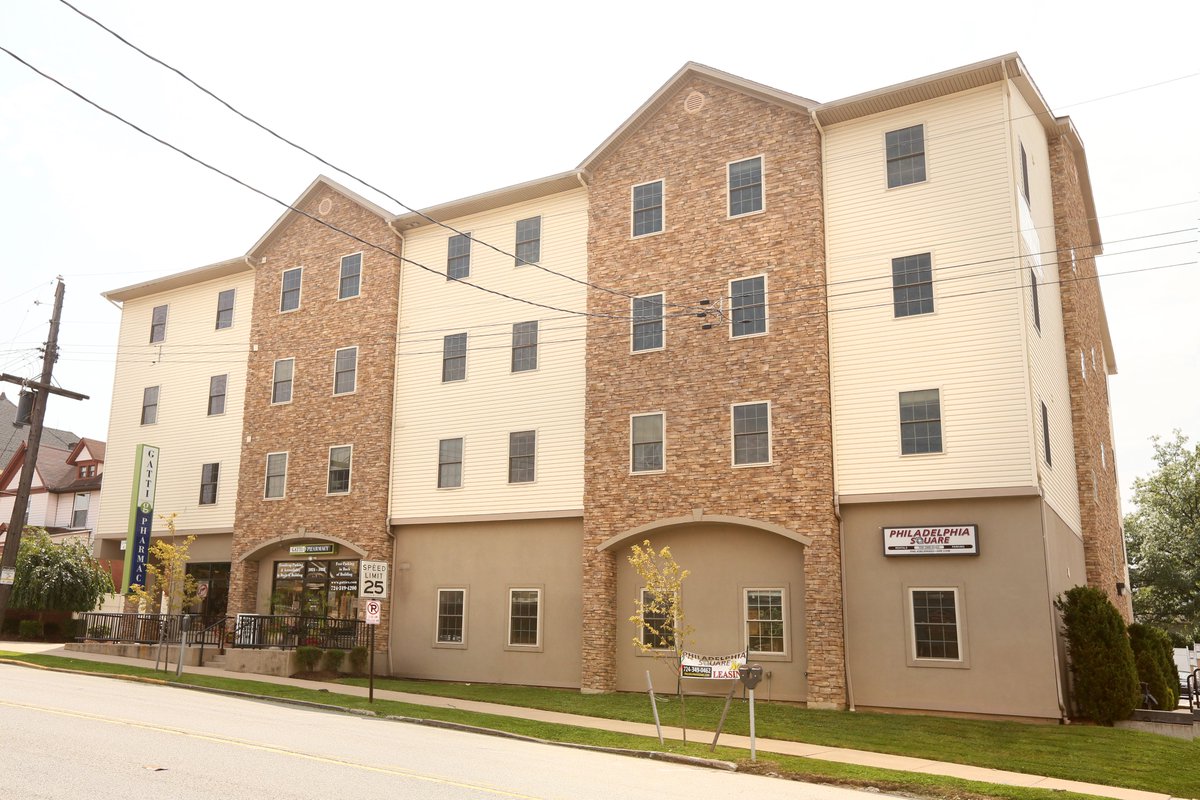 PhillySquare's tweet photo. Who said students can’t live in luxury, especially at an affordable rate? Our apartments are furnished, tenants get access to quality amenities, you’ll be close to IUP’s campus &amp; be able to hit the books while living in a luxury-style apartment when you lease with #phillysquare. https://t.co/zqrZsmMsp6