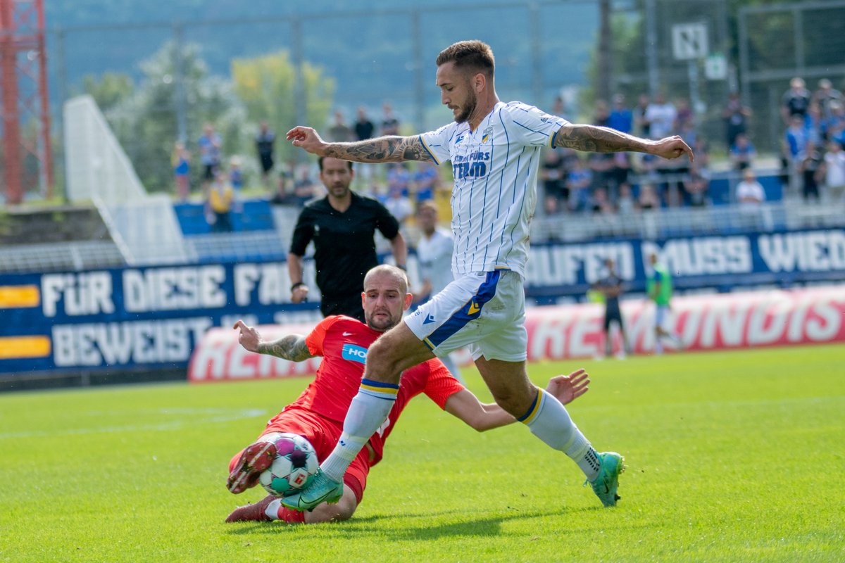 fccarlzeissjena's tweet photo. Diesen Sonntag (13.03., 13 Uhr) geht es zu @Lichtenberg47!🙌🏽
❌ FCC-Radio (fällt krankheitsbedingt aus)
❌ Livestream
✅ FCC-Liveticker
Es gilt 3G. Also holt euch ein Ticket (https://t.co/rX5hdE3cl1) und unterstützt unseren FCC!💙💛🤍
#L47FCC #FCC #MehrAlsFussball https://t.co/OiyEtrHtBS