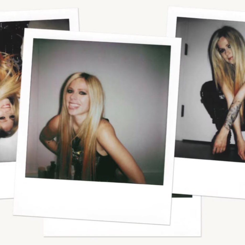 avrilarchives's tweet photo. avril lavigne is in her polaroid era https://t.co/k1cAB3WmUf