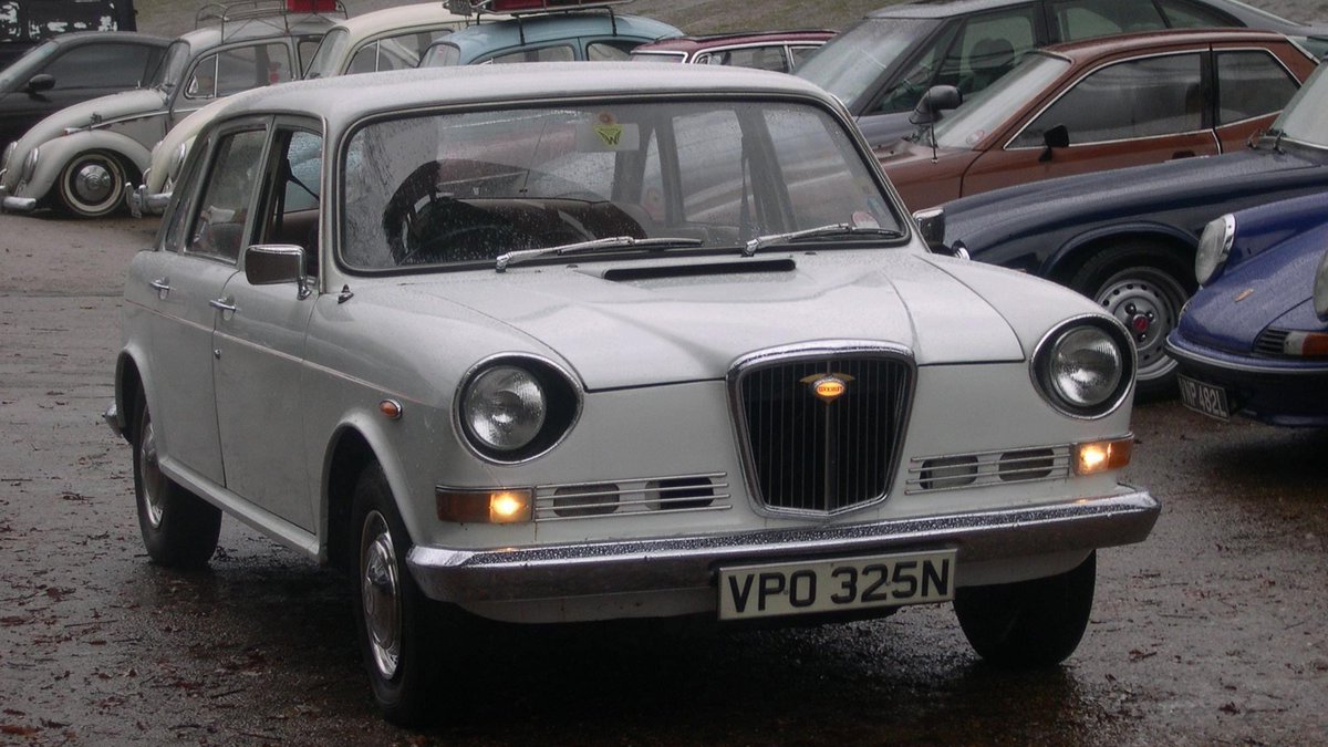 miniphernalia's tweet photo. 50 Years of the #BLMC #Wolseley6 #WolseleySIX #Landcrab - https://t.co/keJRTQDWpD https://t.co/UwgoJNRhKO