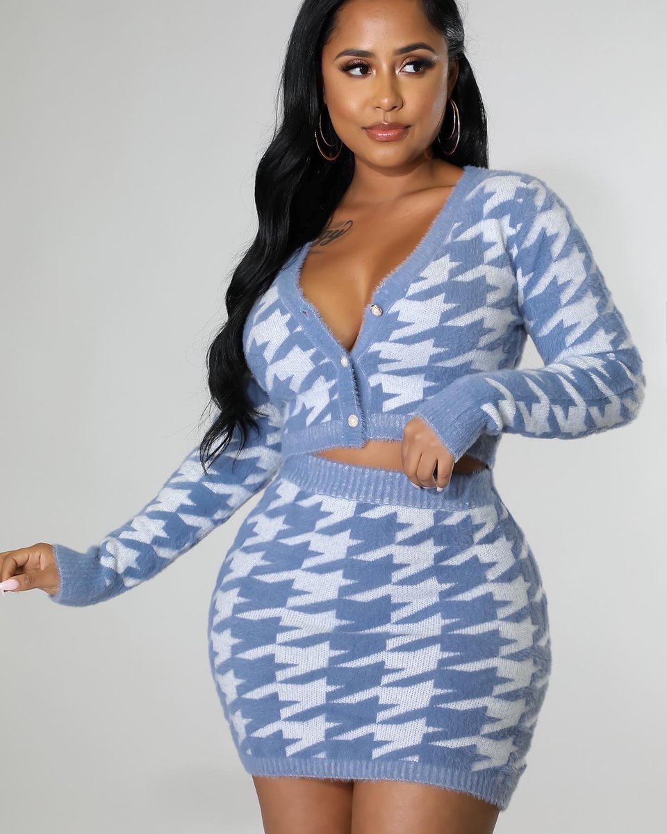 demiazure's tweet photo. “Classic Girl” Set Available In S-L! Very stretchy, okay to size down.
Shop: https://t.co/cu4OAD7UIe
#blackownedbusiness #blackownedboutique #shopdemiazure https://t.co/B17bsuDLNo