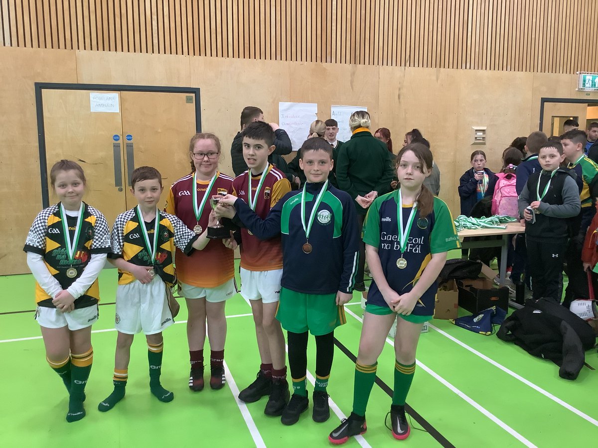 Ionad Uíbh Eachach Cultúr & Teanga tweet media